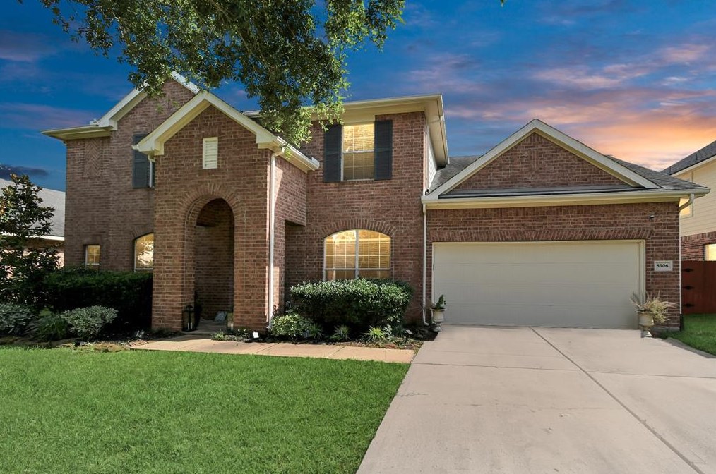 8906 Henrico Ln, Richmond, TX 77469