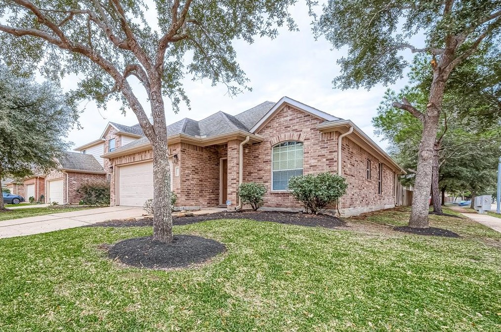 6406 Applewood Forest Dr, Katy TX  77494-4342 exterior