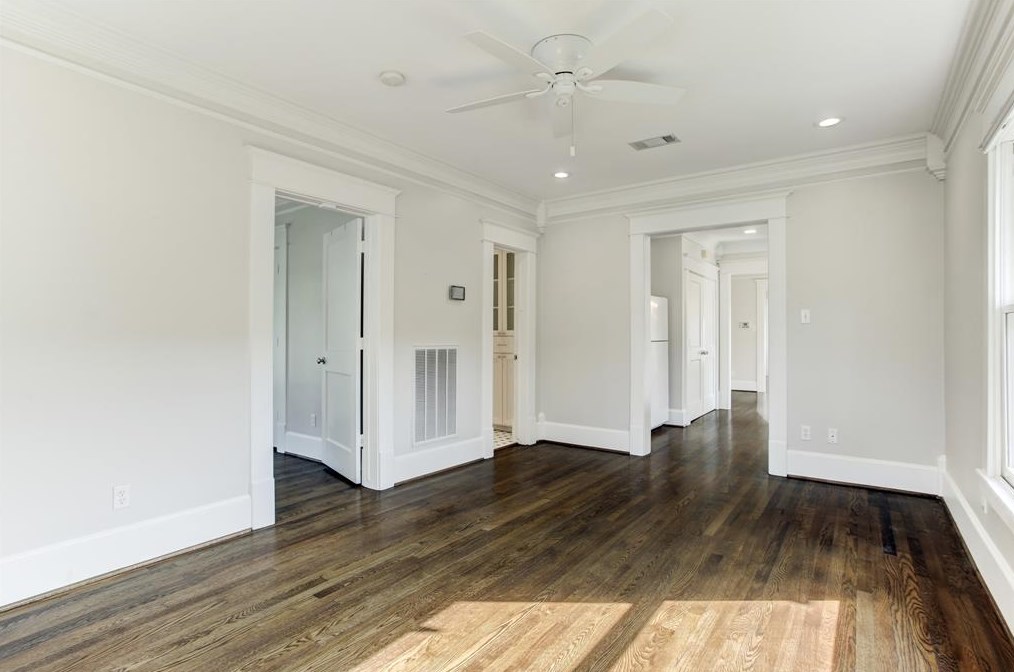 1124 E 16th St, Houston, TX 77008