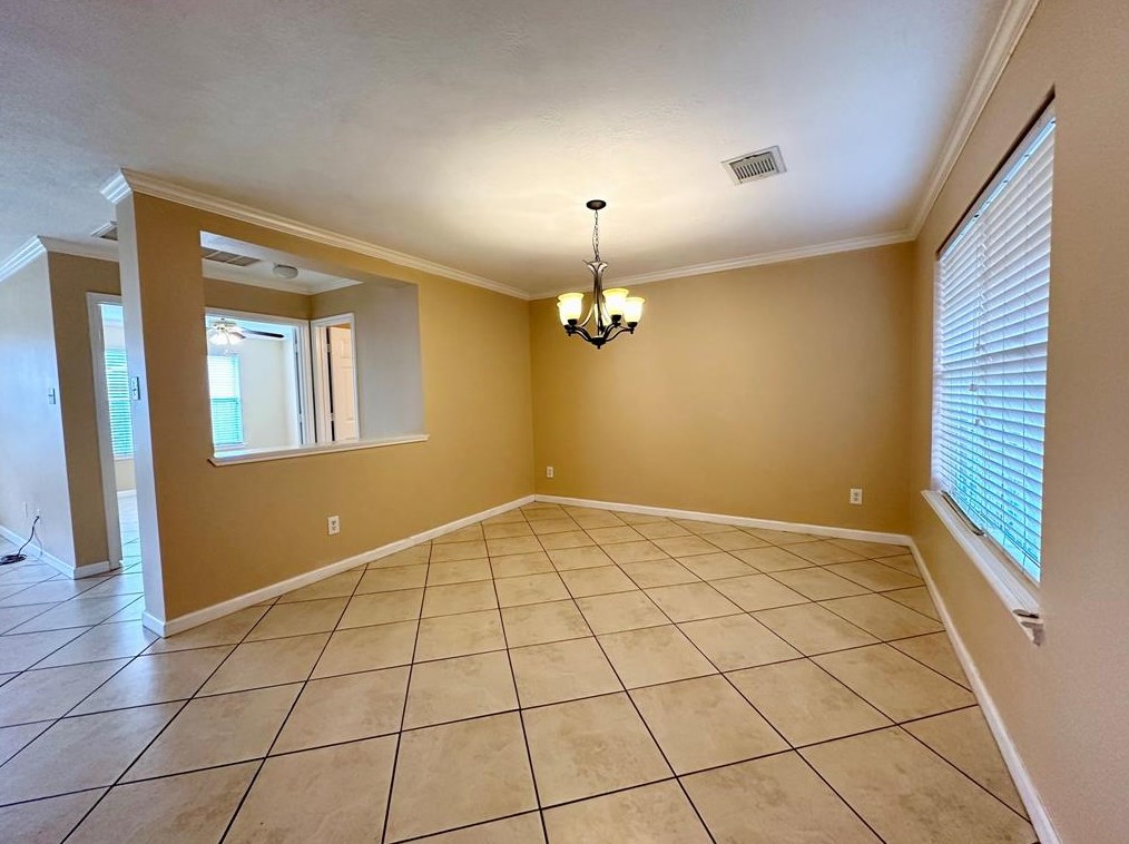 9922 Sand Lodge Ln, Houston, TX 77089-2269