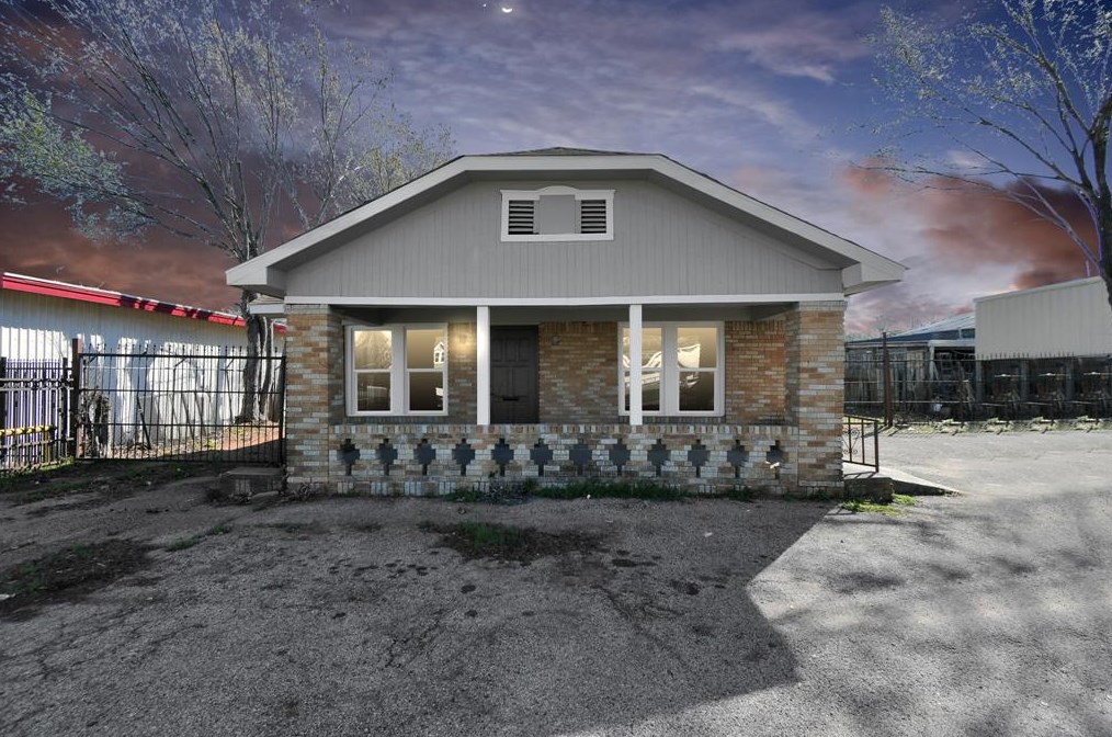 3407 Broadway St, Houston TX  77017-2215 exterior