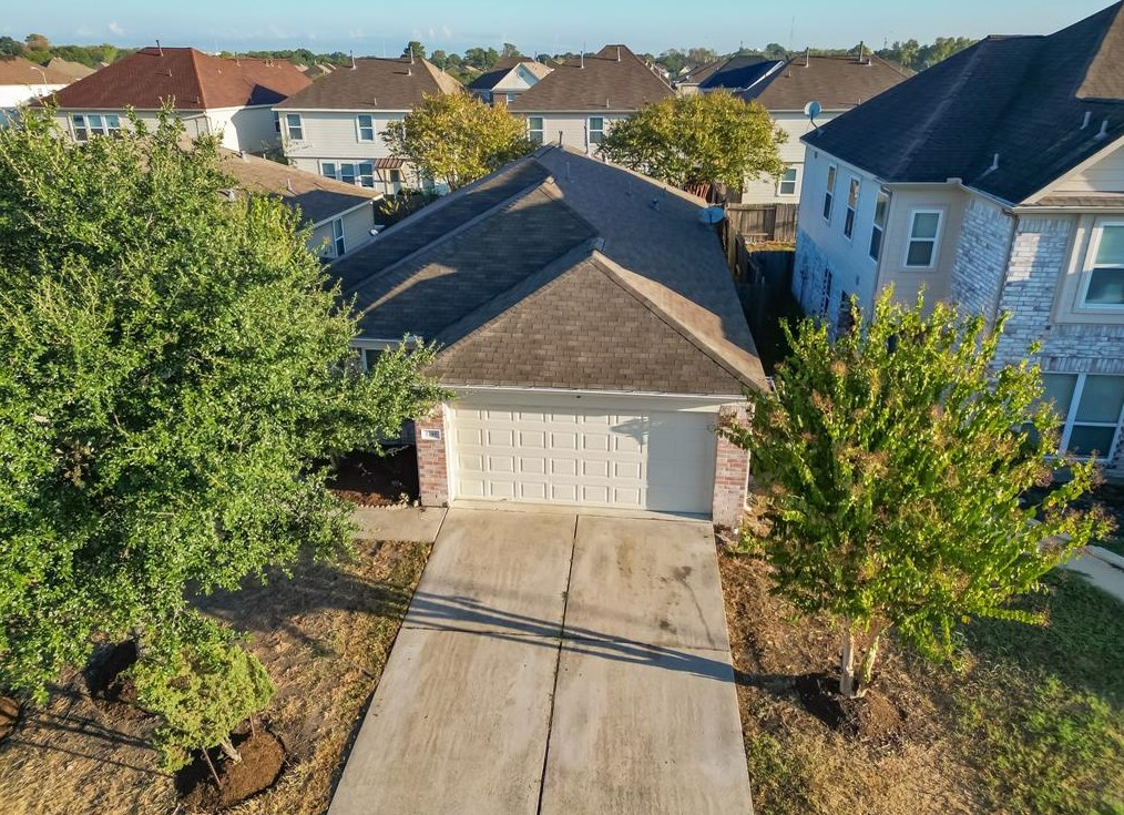 2746 Iris Vly Way, Houston TX  77038-1319 exterior