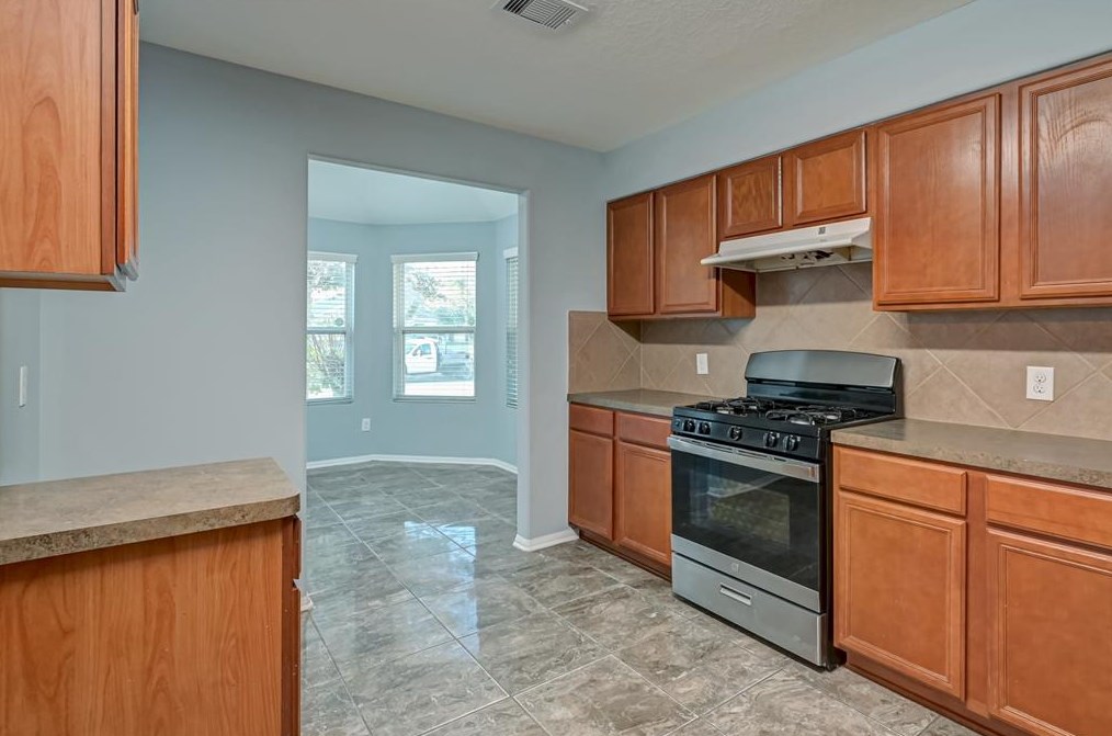 2746 Iris Vly Way, Houston TX  77038-1319 exterior
