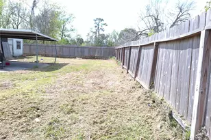7949 Lockwood Dr, Houston, TX 77016 - Photo 18