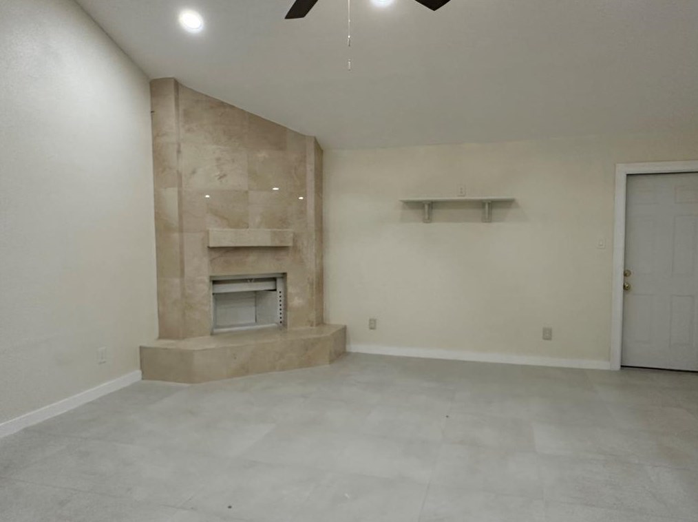 3439 Sandbrook Dr, Houston, TX 77066