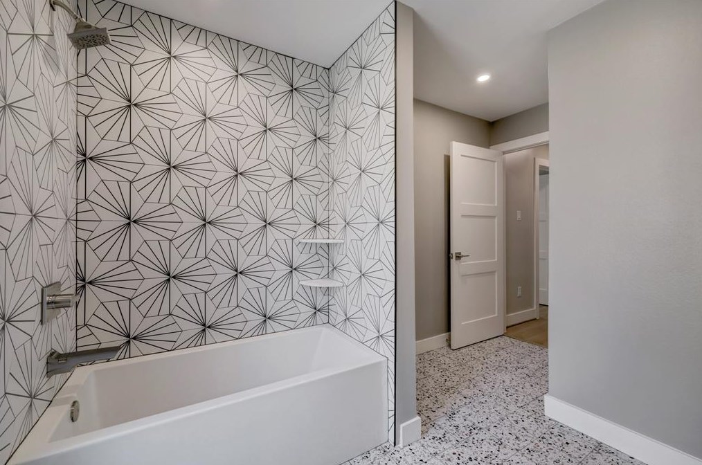 15750 Barkers Lndg Rd, Houston TX  exterior