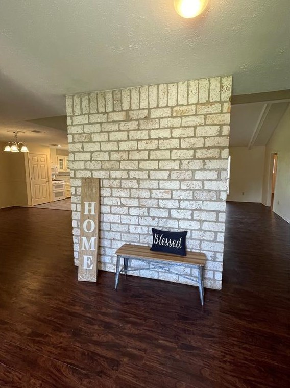 3126 Shawnee Dr, Sugar Land, TX 77479