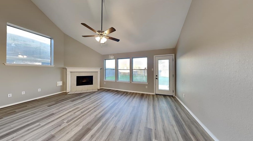 118 Spencer Landing Ln, Morgans Point, TX 77571-9147
