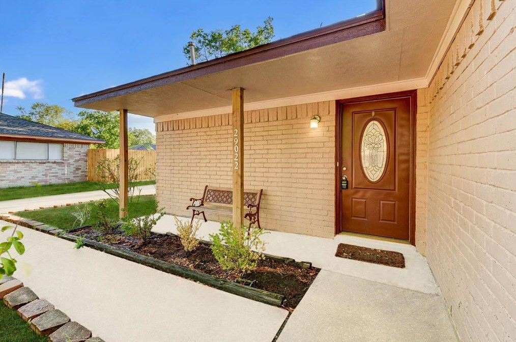 29022 Elmwood Dr, Spring, TX 77381