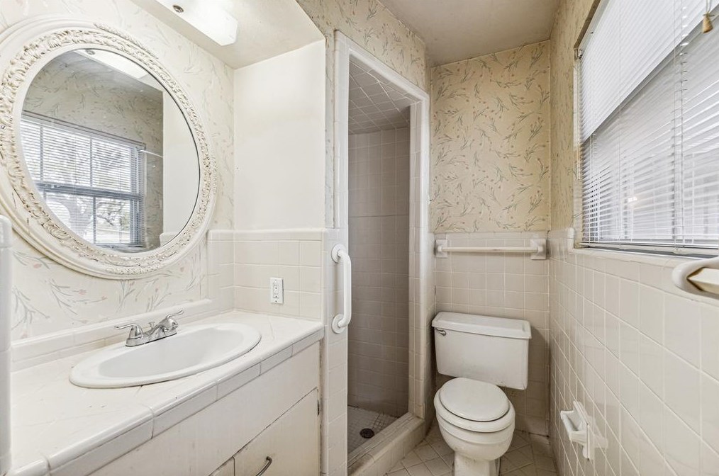 4845 Kinglet St, Houston TX  77035-3025 exterior