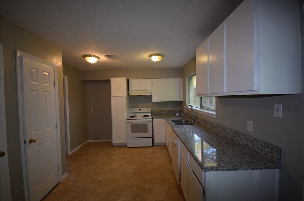 4219 Enchantedgate Dr, Spring TX  77373-6795 exterior