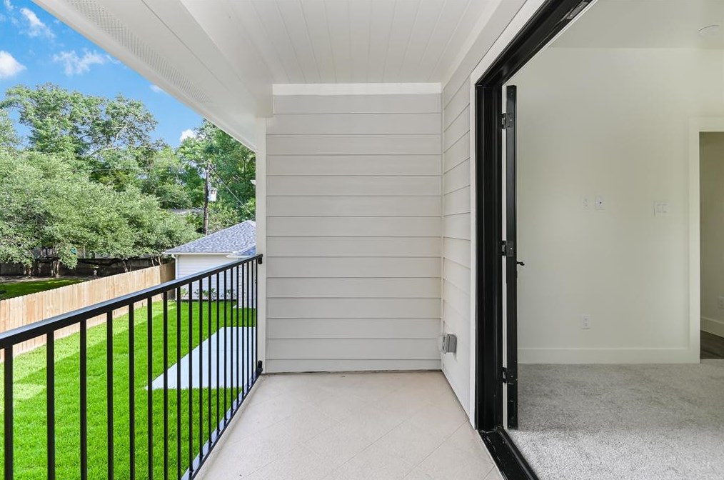 10023 Springwood Frst, Houston TX  77080-6442 exterior
