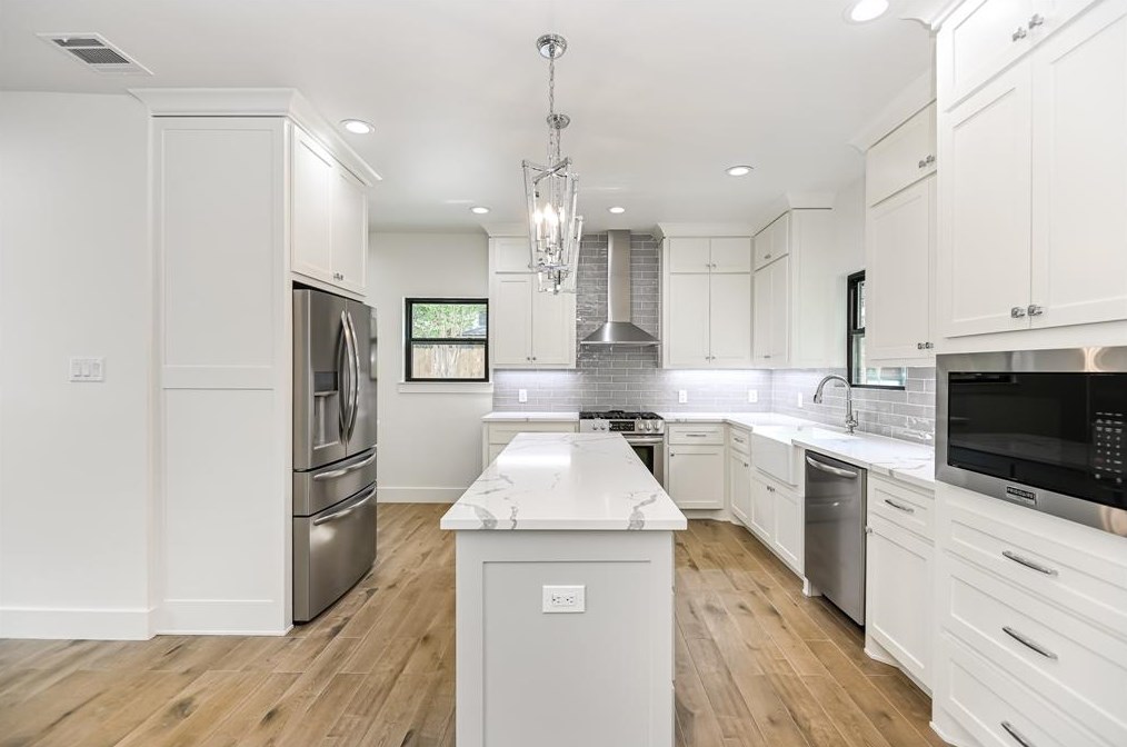 10023 Springwood Frst, Houston TX  77080-6442 exterior