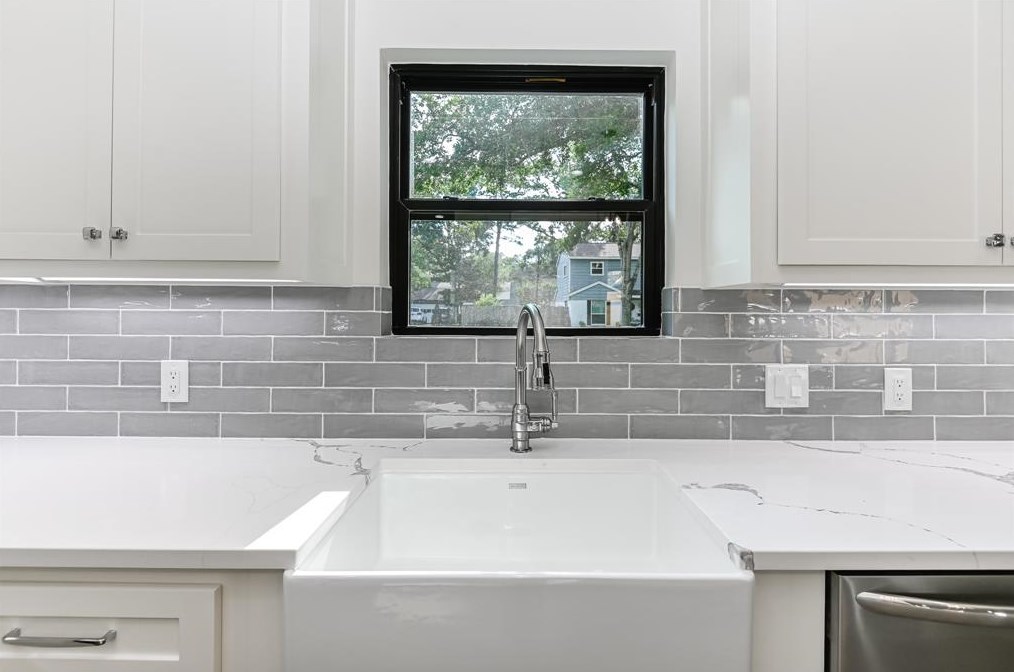 10023 Springwood Frst, Houston TX  77080-6442 exterior