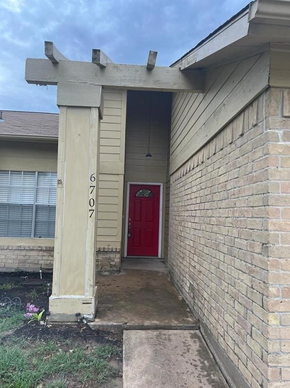 6707 Loch Bruceray Dr, Houston, TX 77084