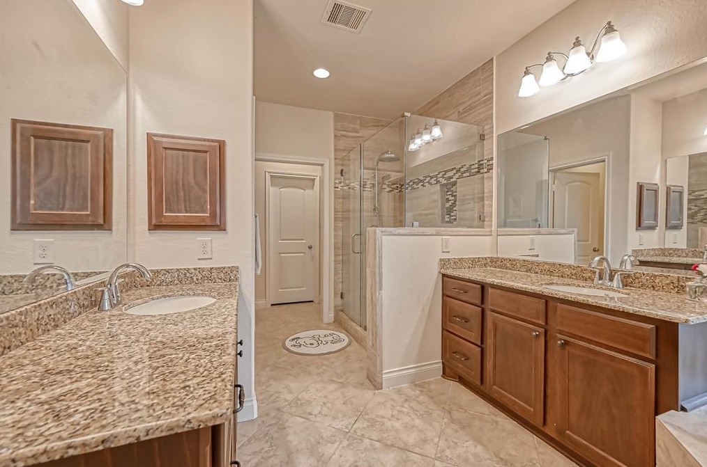 4031 Orchard Arbor Ln, Sugar Land TX 77479-3606 exterior