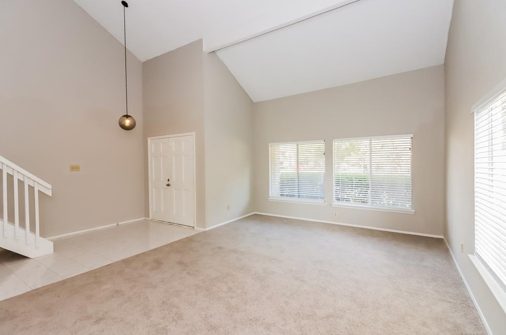 7627 Secretariat Ln, Houston TX  77071-3011 exterior