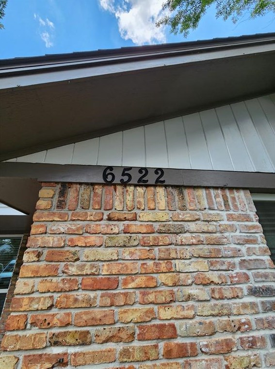 6522 Neff St, Houston, TX 77074-6306