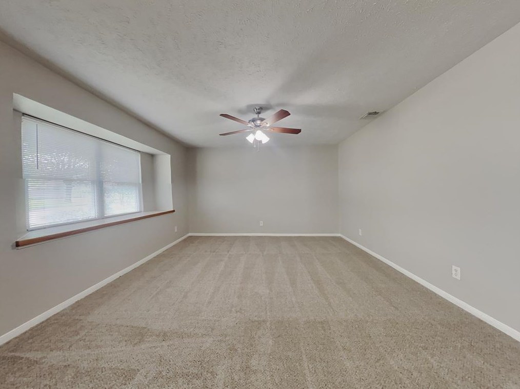 11447 Blackhawk Blvd, Houston, TX 77089