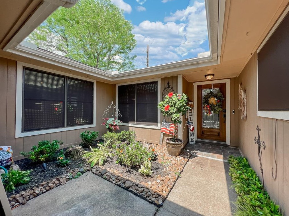 12323 Ravens Mate Dr, Cypress, TX 77429-3186