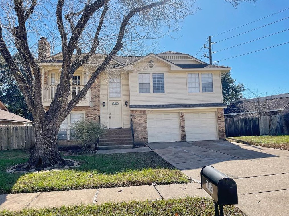 3415 Timber View Dr, Sugar Land, TX 77479