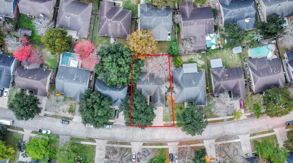 4915 Pecan Grove Dr, Pearland, TX 77584
