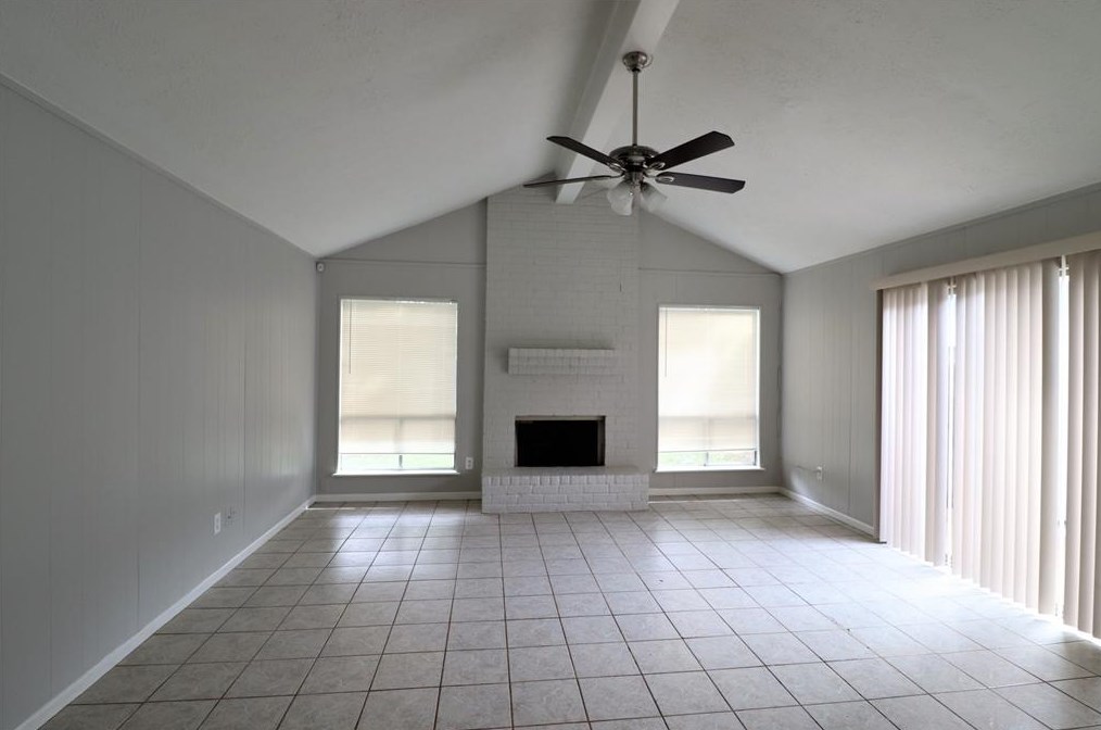 17214 Baronshire Dr, Houston, TX 77070