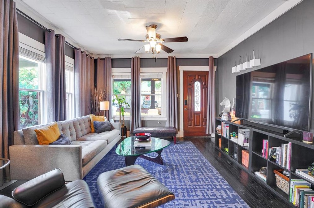 1831 Tabor, Houston TX  77009-6143 exterior