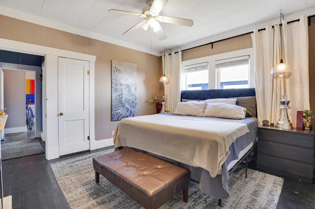 1831 Tabor, Houston TX  77009-6143 exterior