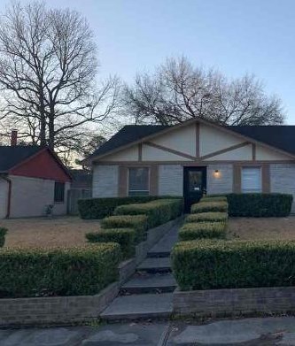 2118 Knollbrook Ln, Spring, TX 77373-3157