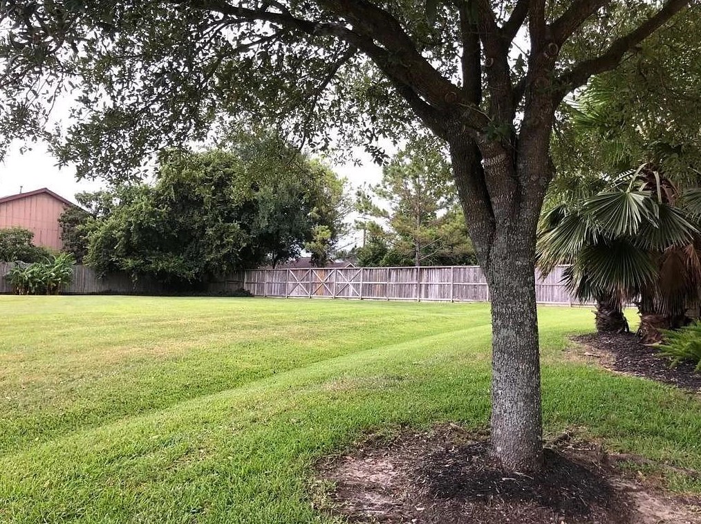 7903 Barnes Ridge Ln, Houston, TX 77072