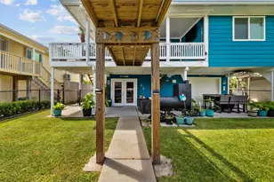 19 Dolphin St, Bayou Vista, TX 77563 - Photo 12