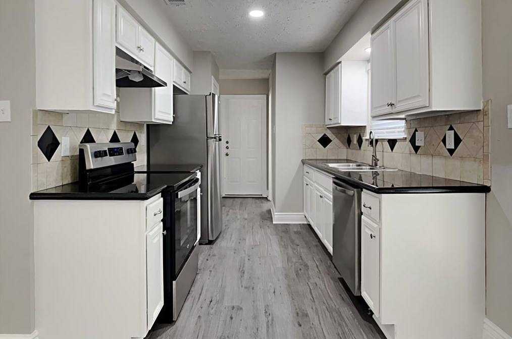 17118 Banchory Ave, Spring TX  77379-4302 exterior