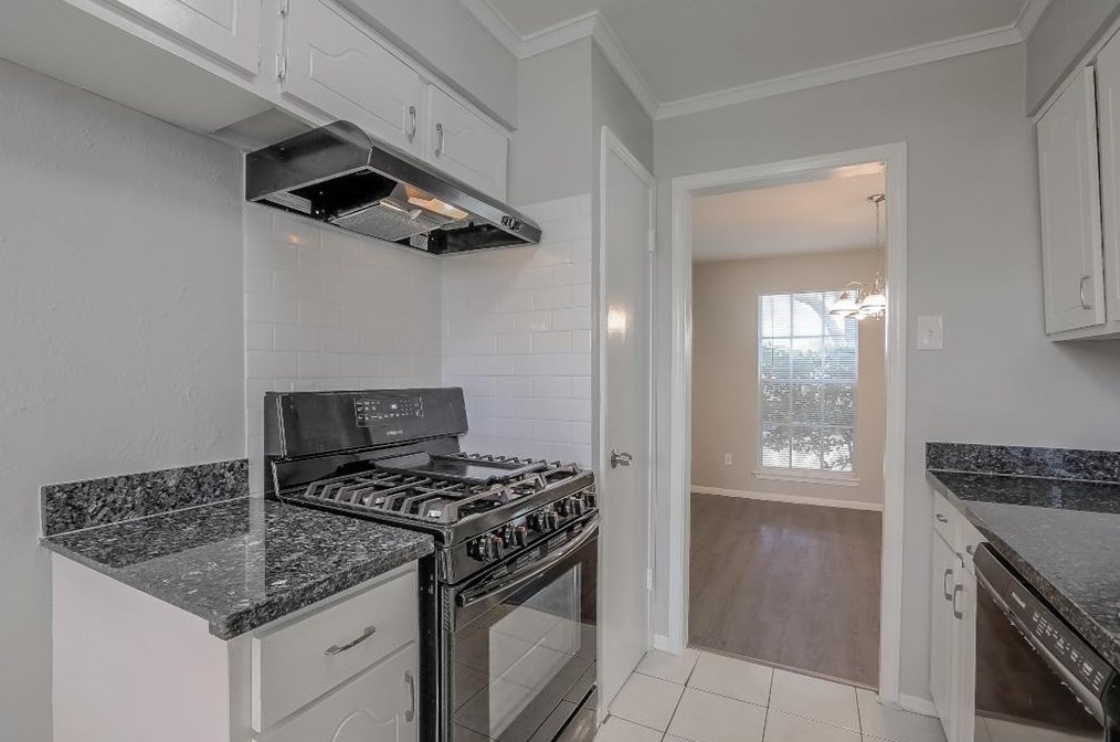 11106 Roandale Dr, Houston TX  77048-1521 exterior