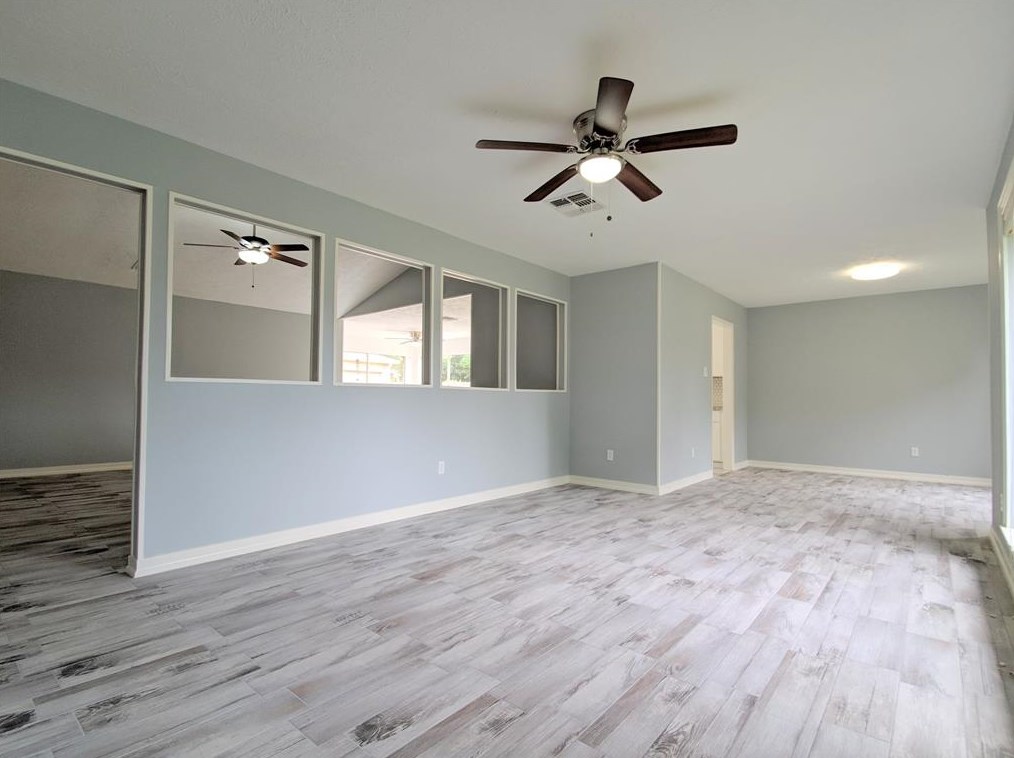 10119 Sagegate Dr, Houston, TX 77089