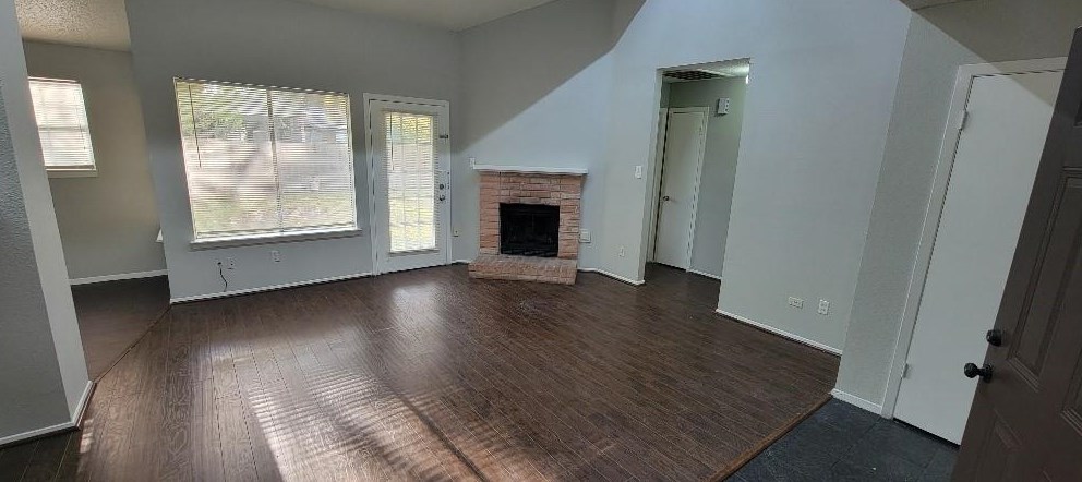 7634 Tierra Verde Dr, Houston, TX 77083