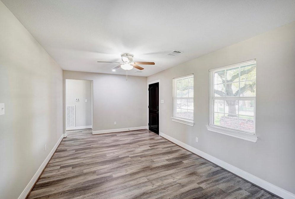 8510 Alcott Dr, Houston TX  77080-4302 exterior