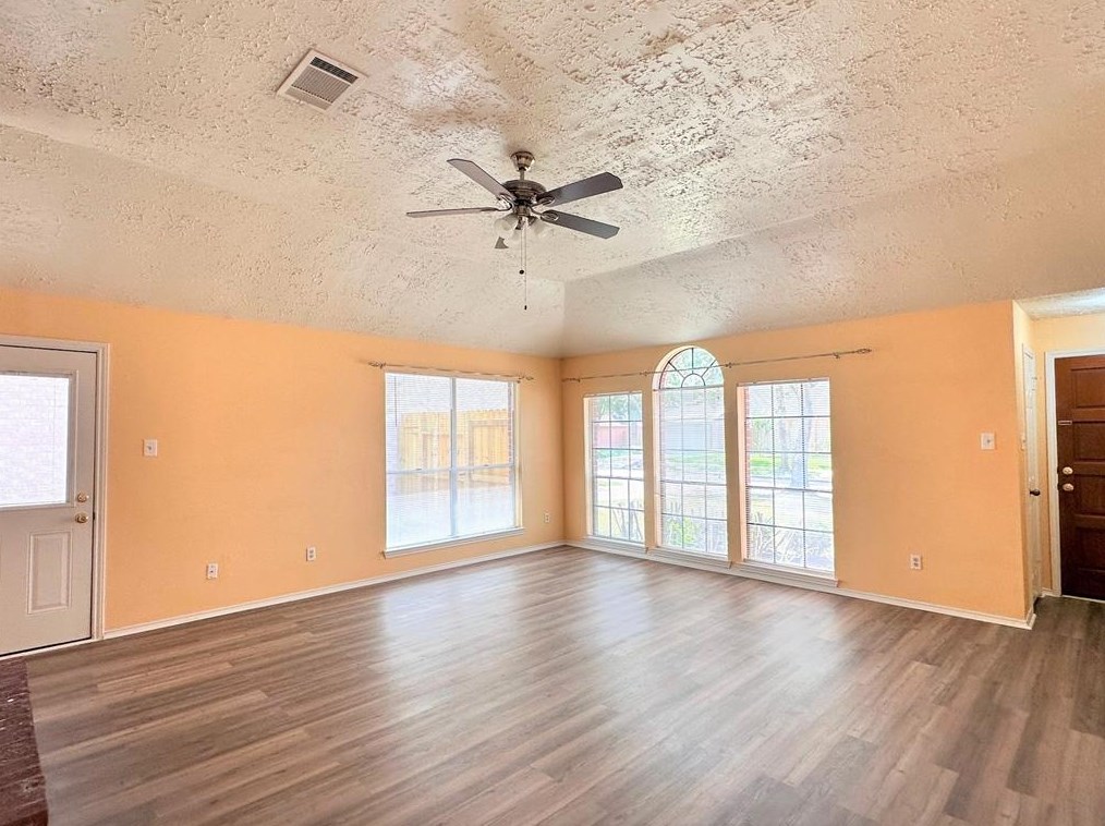 3535 Santa Rosa Ln, Sugar Land, TX 77478