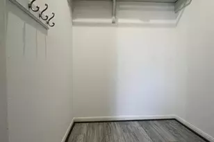 736 Country Pl Dr, Houston, TX 77079 - Photo 10