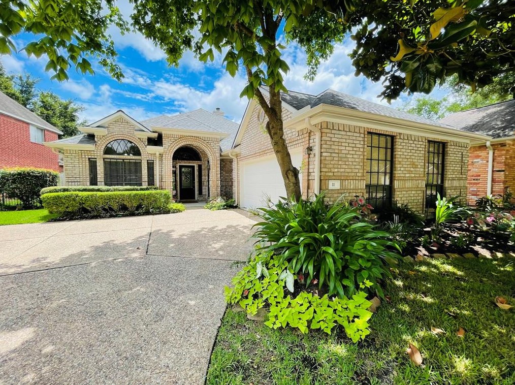 11 Kelliwood Courts Cir, Katy, TX 77450-8559