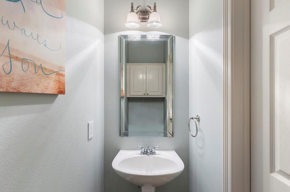 38 Evian Path Ct, Spring TX 77382-1317 exterior