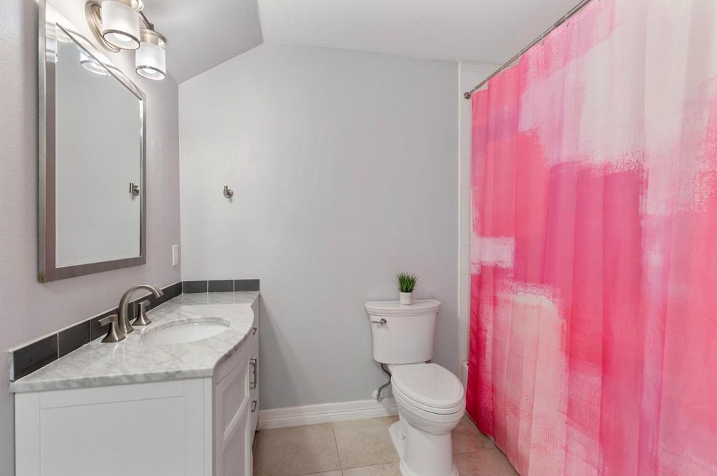 38 Evian Path Ct, Spring TX 77382-1317 exterior