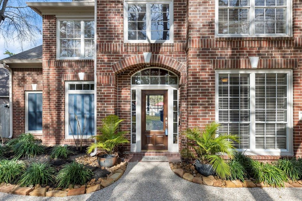 38 Evian Path Ct, Spring TX 77382-1317 exterior