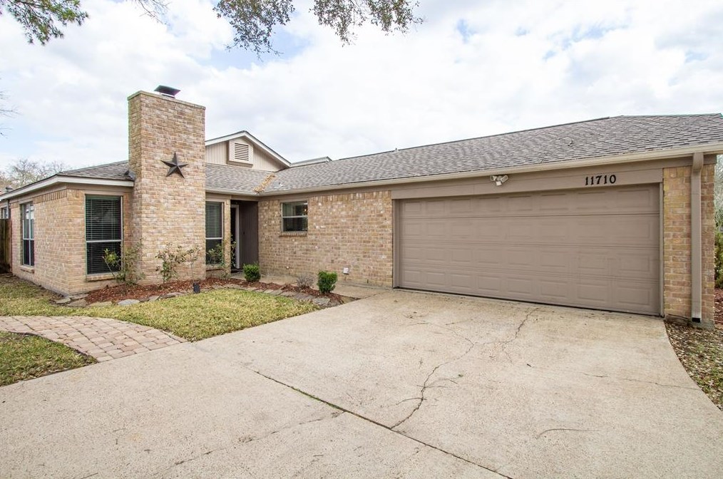 11710 Pecan Gap Dr, Houston, TX 77065-1057