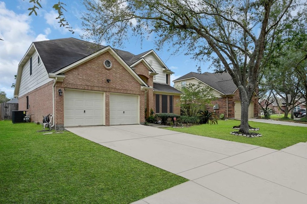 14130 Ivy Bluff Ct, Houston TX  77062-8053 exterior