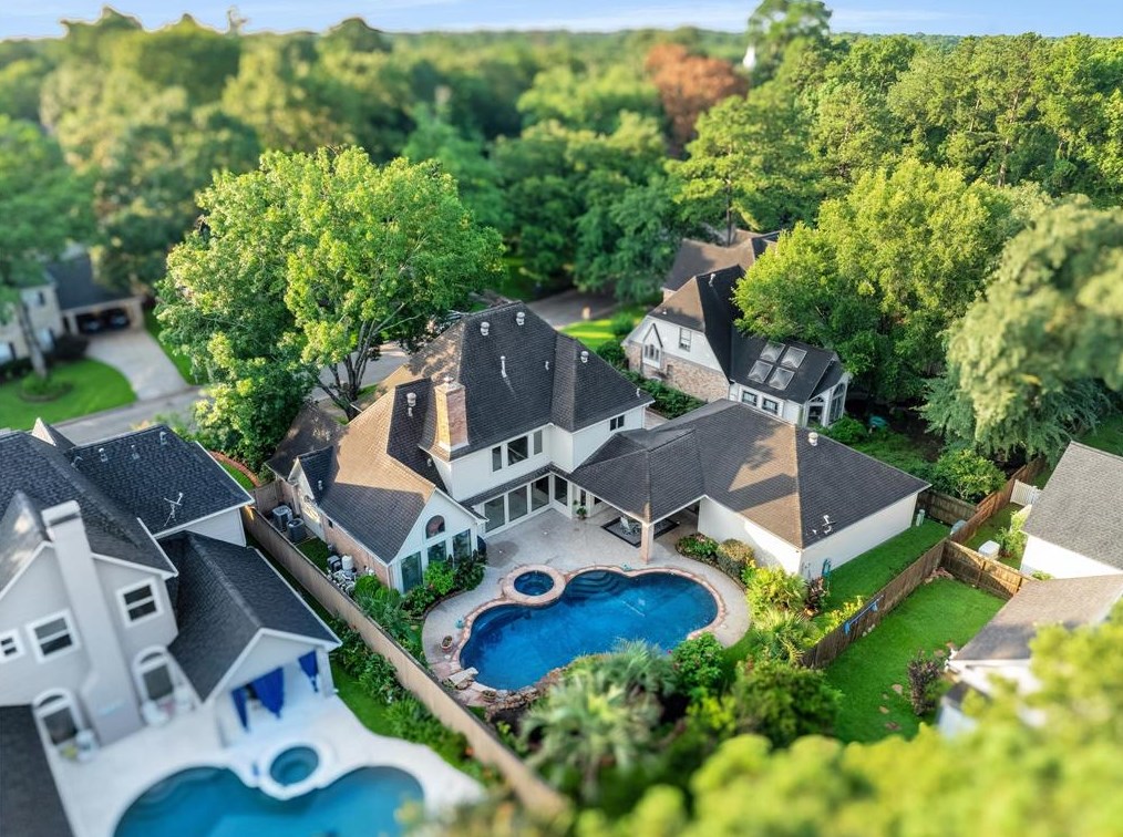 5815 Spring Lodge Dr, Humble TX 77345-2450 exterior