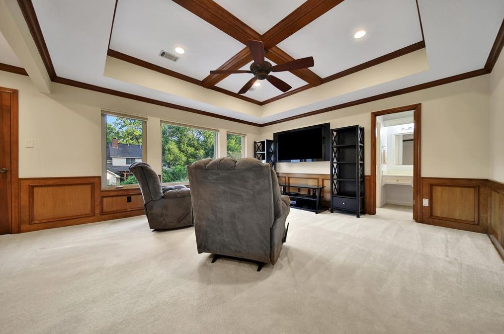 5815 Spring Lodge Dr, Humble TX 77345-2450 exterior