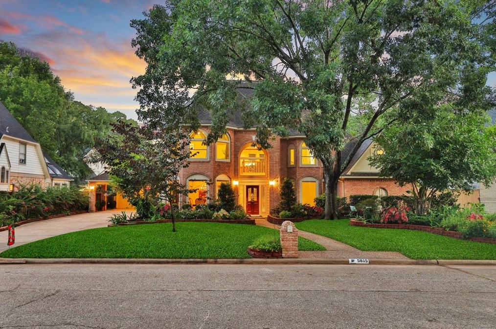 5815 Spring Lodge Dr, Humble TX 77345-2450 exterior