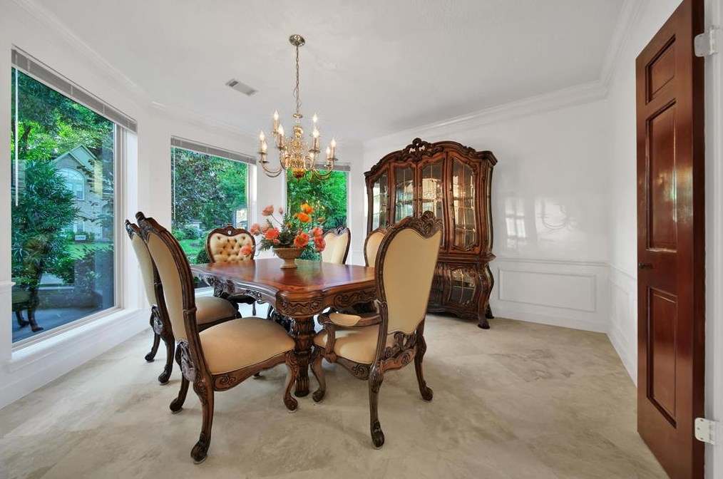 5815 Spring Lodge Dr, Humble TX 77345-2450 exterior