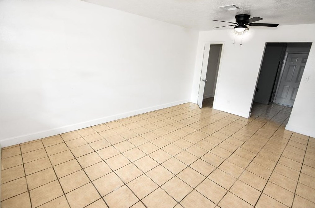 7891 Gallahad St, Houston, TX 77078